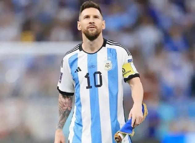 梅西续约迈阿密国际至2028年：竞技巅峰与商业帝国双赢