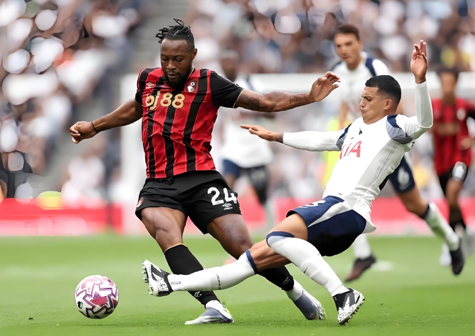 伊劳拉盛赞塞梅尼奥：持续进步，豪门关注下的未来之星