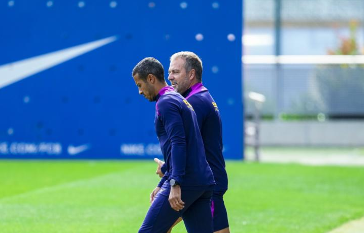 世体：蒂亚戈因无教练执照 无法代替弗里克场边指挥国家德比