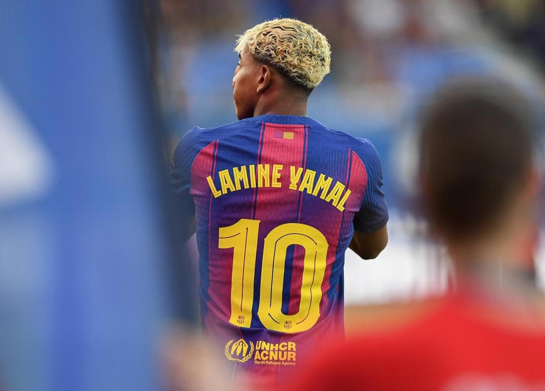 亚马尔霸气发声：皇马战术脏，巴萨曾4比0横扫！