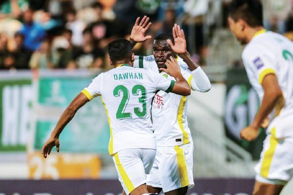 沪媒评国安换帅：神奇操作难挽颓势，需深刻自我反省