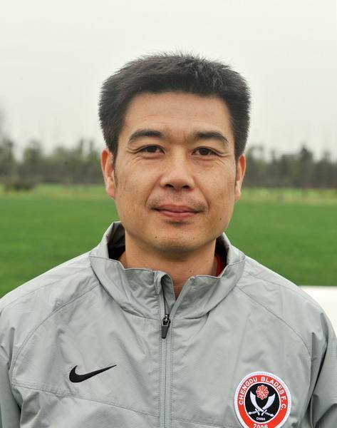 广东出生八一出道：冯峰与辽足降级的关键一战