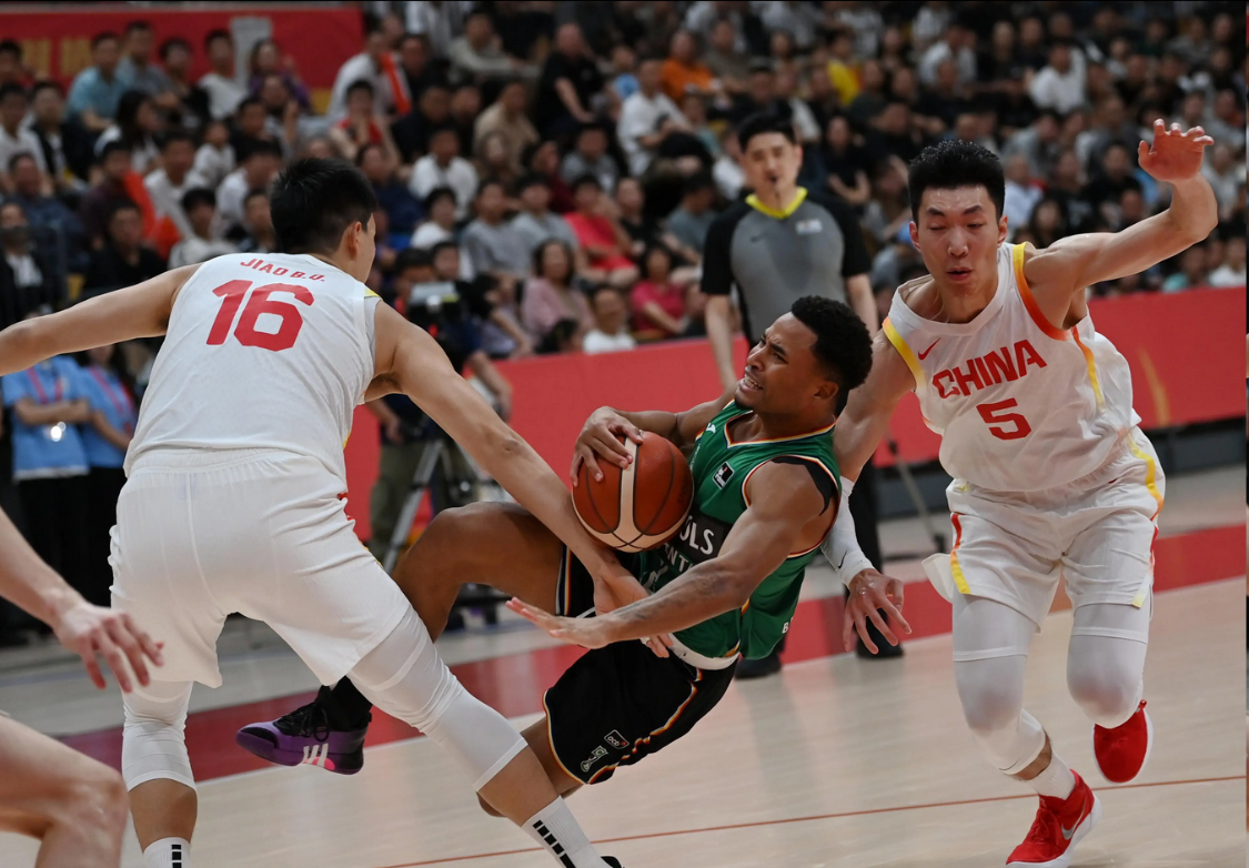 广东男篮热身赛内幕：击败‘美国’‘西班牙’队真相揭秘