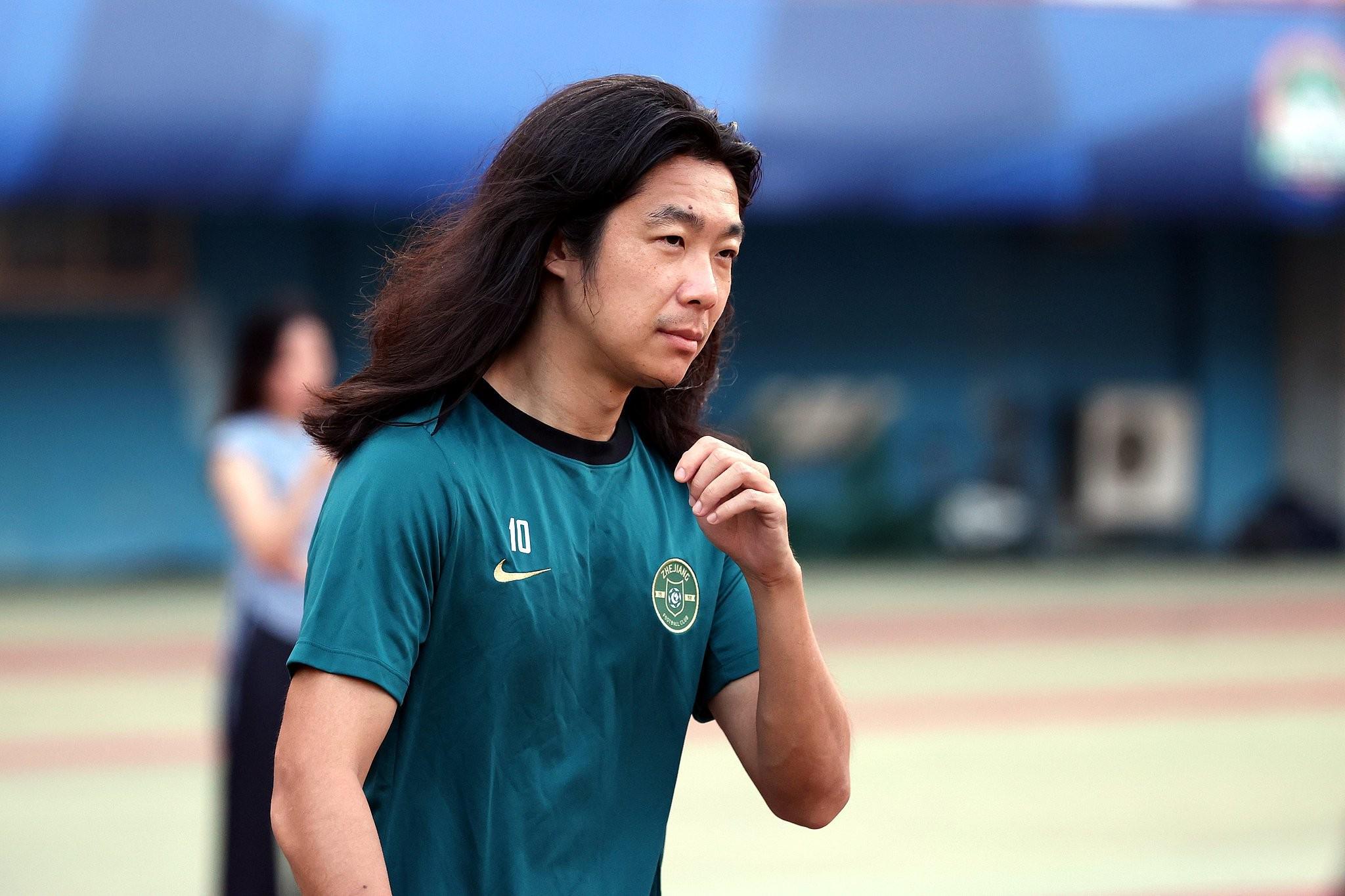 李提香中超赛场表现解析：乌龙、点球与绝平助攻全记录