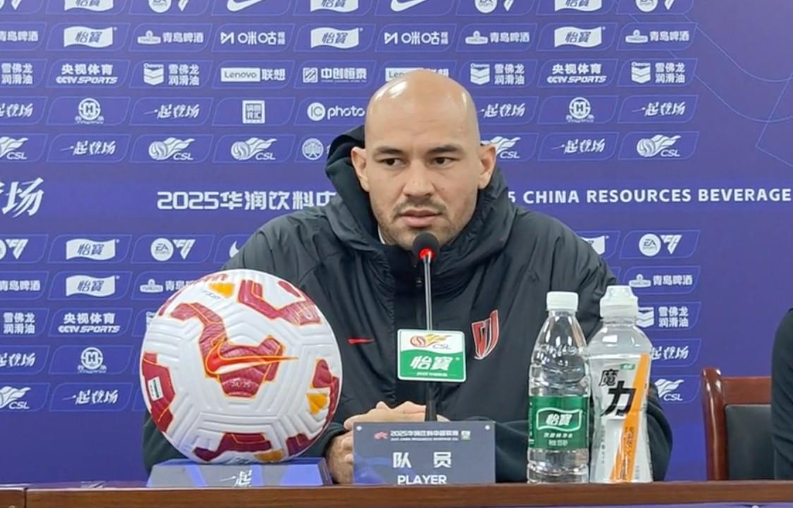 费利佩：亚冠助球队提升，联赛强敌难挡成都蓉城