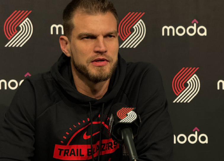 斯普利特：赛季或延续原战术体系，杨瀚森成长需耐心