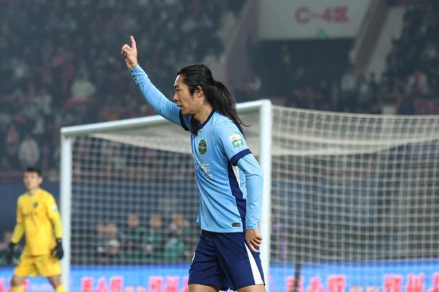 中超激战：李提香乌龙送点，河南2比2浙江平局收场