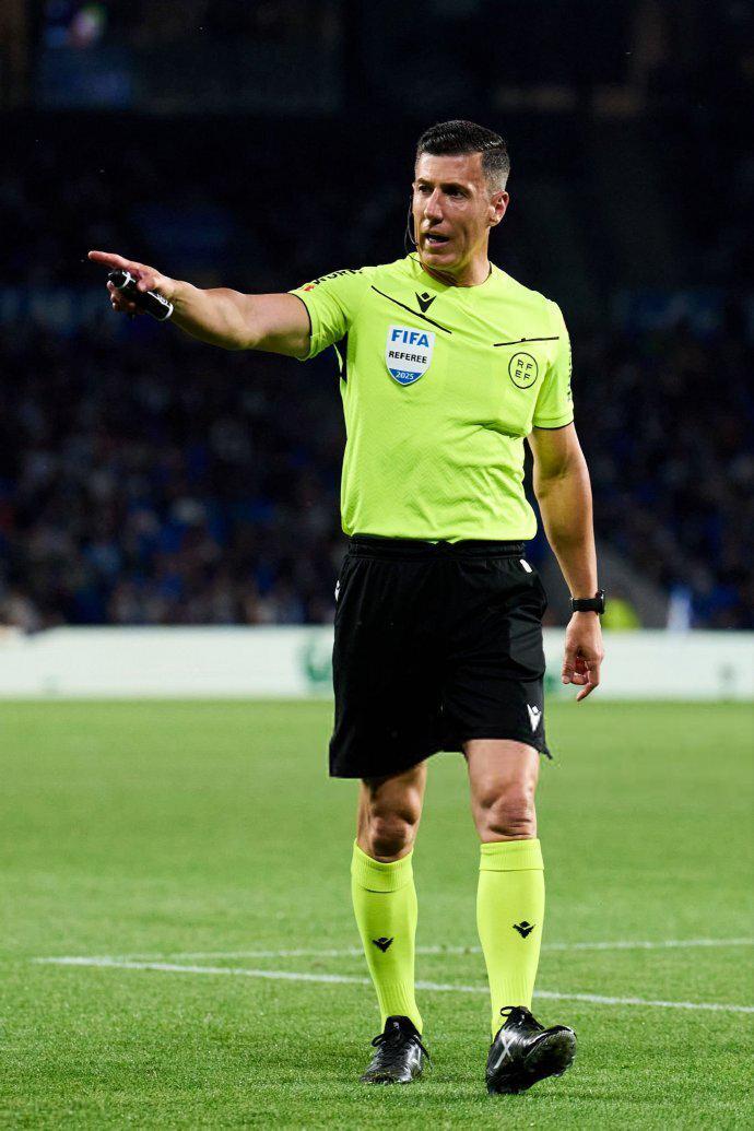 争议裁判索托再执法国家德比！曾助皇马绝杀巴萨引热议