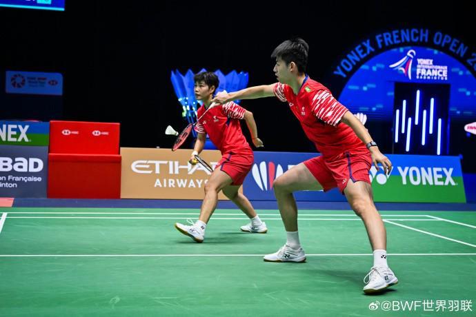 法羽赛混双焦点：冯彦哲/黄东萍2-1逆转，四站连进决赛