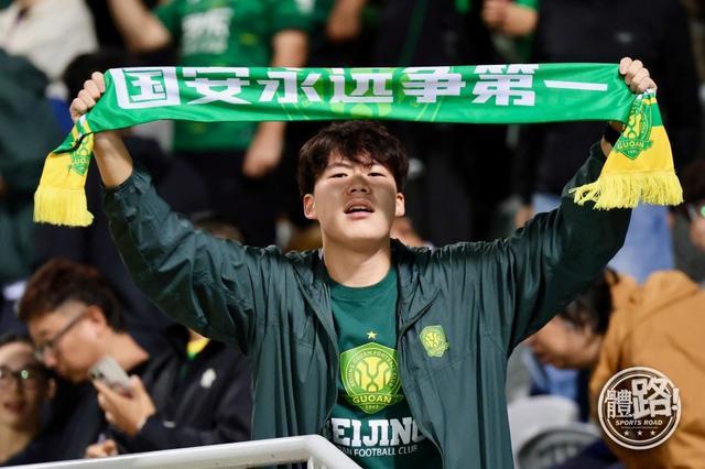 亚冠激战：大埔对阵国安，3324名球迷现场见证，国安远征军600人