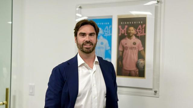 迈阿密高层盛赞：梅西独步足坛，续约至2028年引领商业新篇章