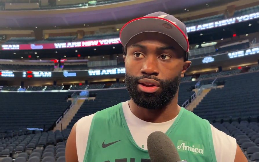 杰伦·布朗炮轰NBA：博彩保护措施不足，收入优先于球员安全