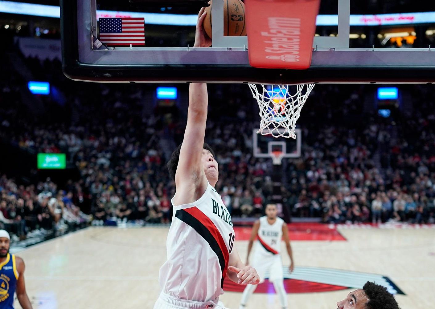 7分钟2分2帽！开拓者换帅后杨瀚森逆境成长，未来挑战升级