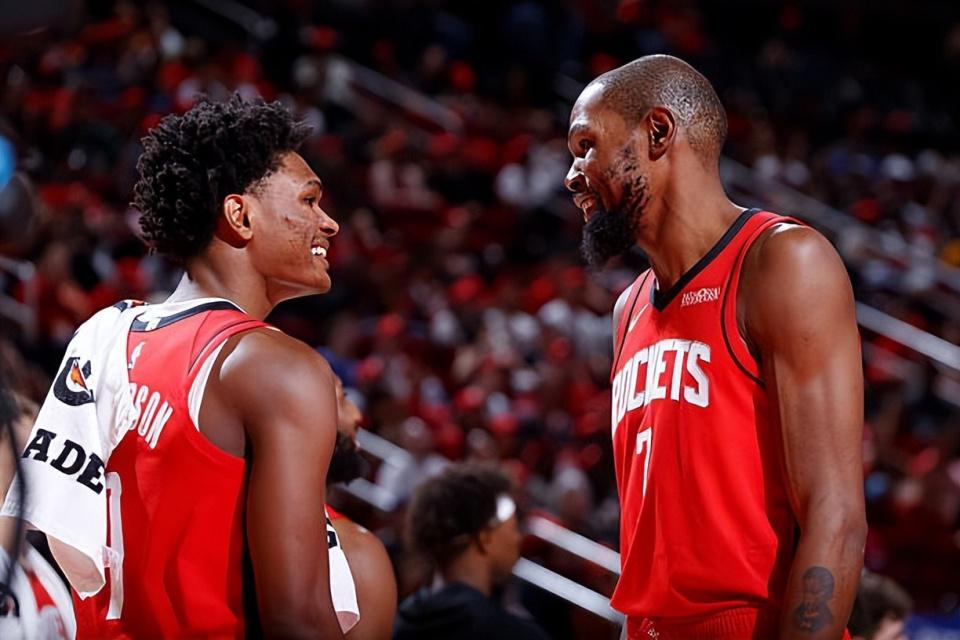 火箭双塔体系困局：阿门控卫表现受制，战术适配成疑