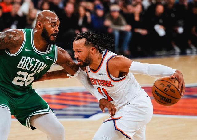 NBA常规赛：尼克斯105-95力克凯尔特人，布伦森唐斯合砍57分