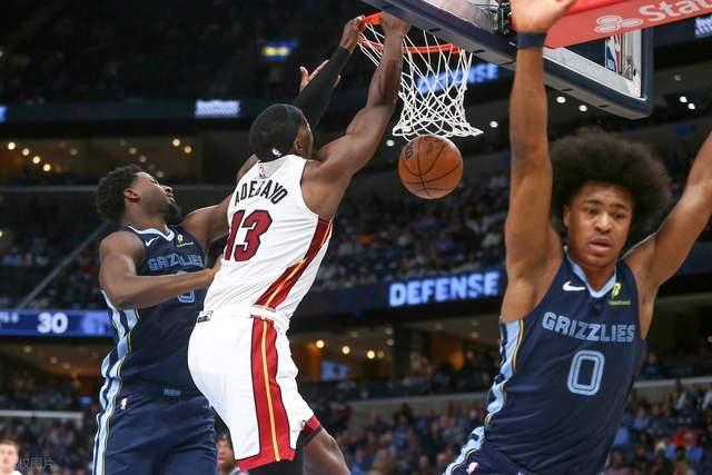 NBA常规赛：热火32分狂胜灰熊，8人得分上双展现团队火力