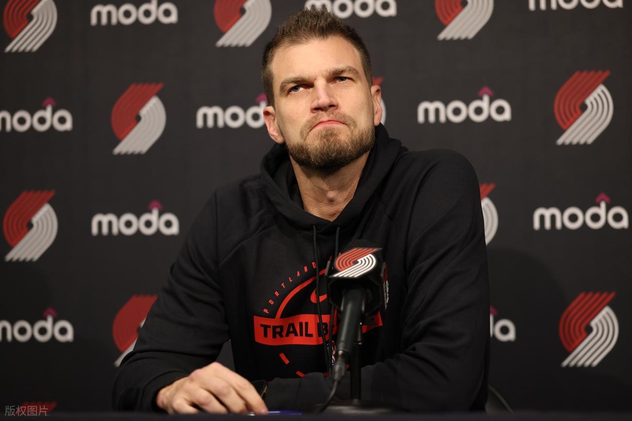 开拓者139:111大胜勇士球员评分：阿夫迪亚全场最佳，杨瀚森及格