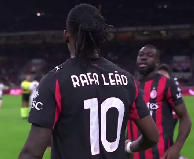 意甲惊现冷门：AC米兰2-2绝平升班马，榜首位置岌岌可危