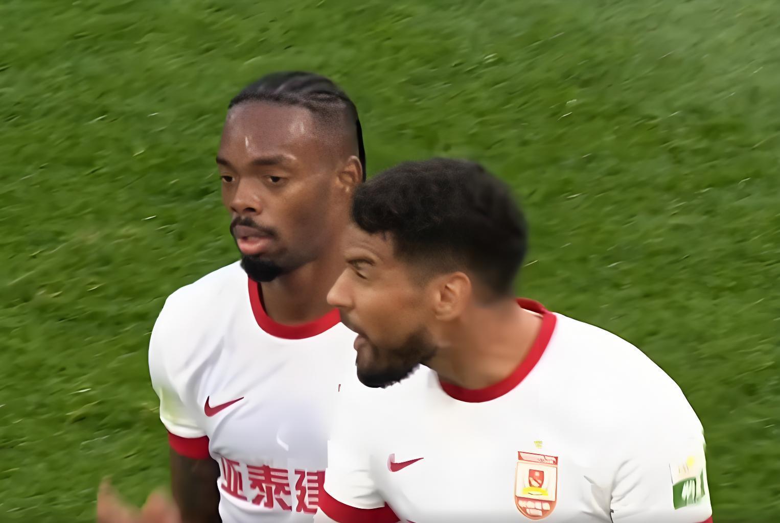 中超保级战：亚泰2-2遭津门虎读秒绝平，10人应战痛失好局