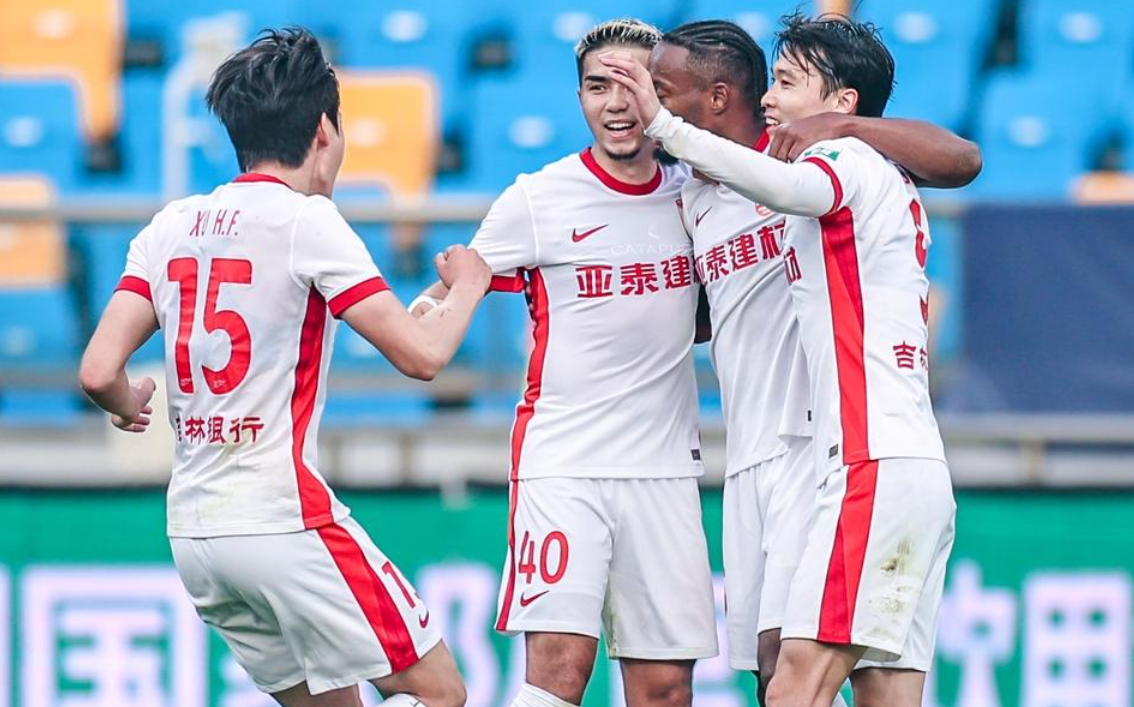 中超惊魂夜：天津津门虎补时连追2球，长春亚泰痛失3分