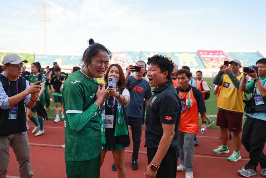 马晓旭：从女足名将到精英教练，传承中国女足希望