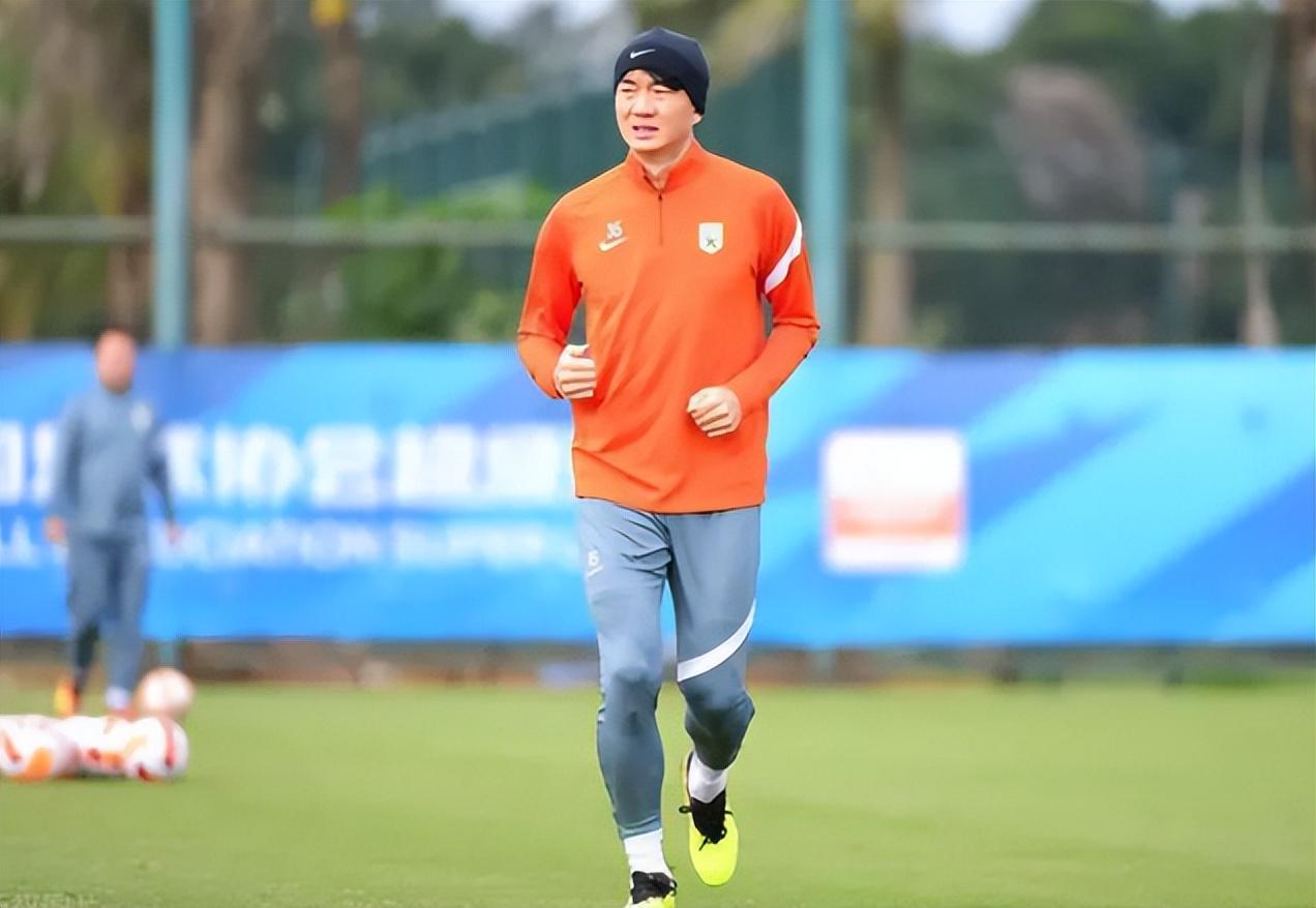 难以置信！著名前国脚被曝是老赖，曾年入千万，如今欠债2年不还