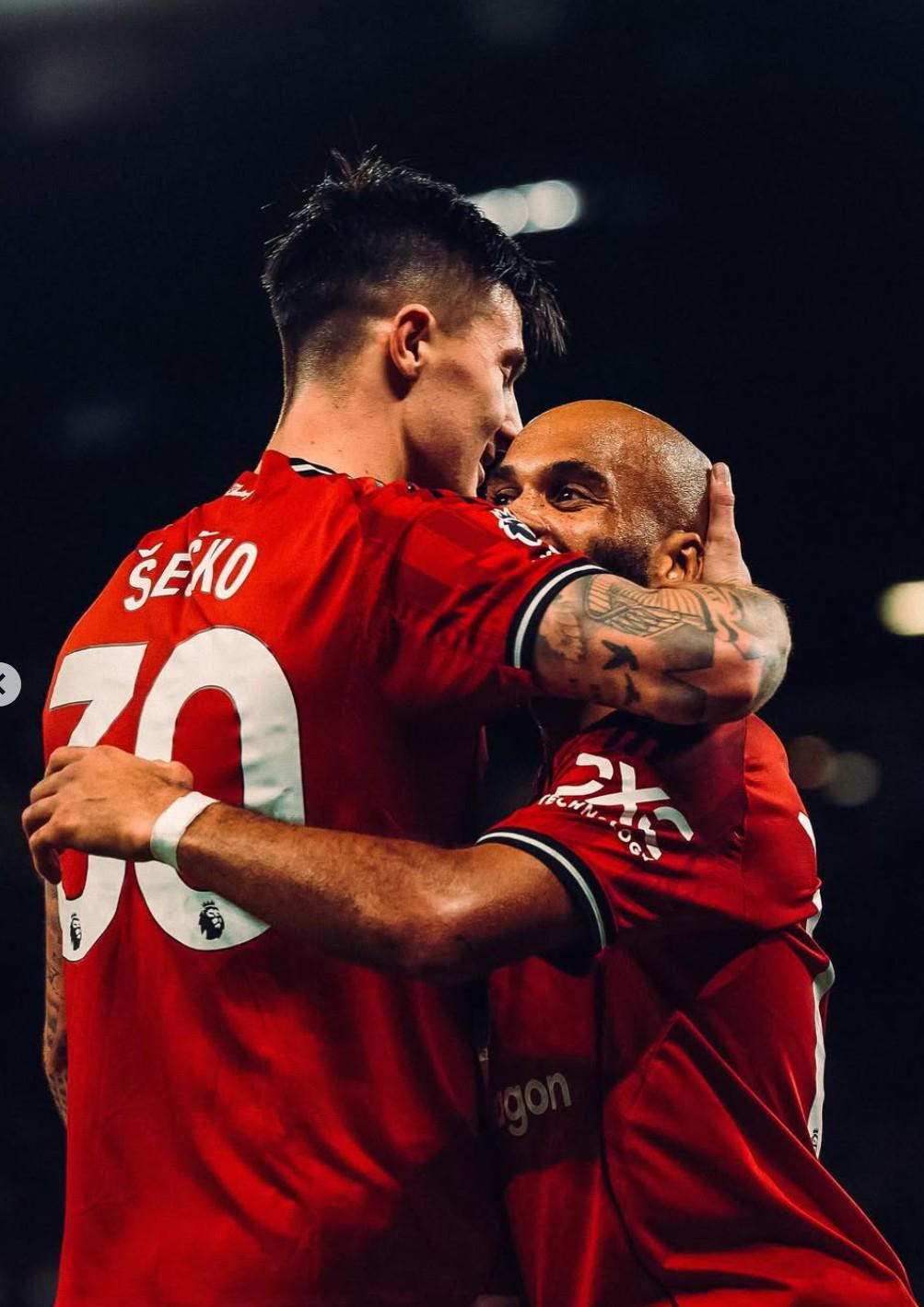 谢什科英超首秀献助攻 曼联4-2力克布莱顿