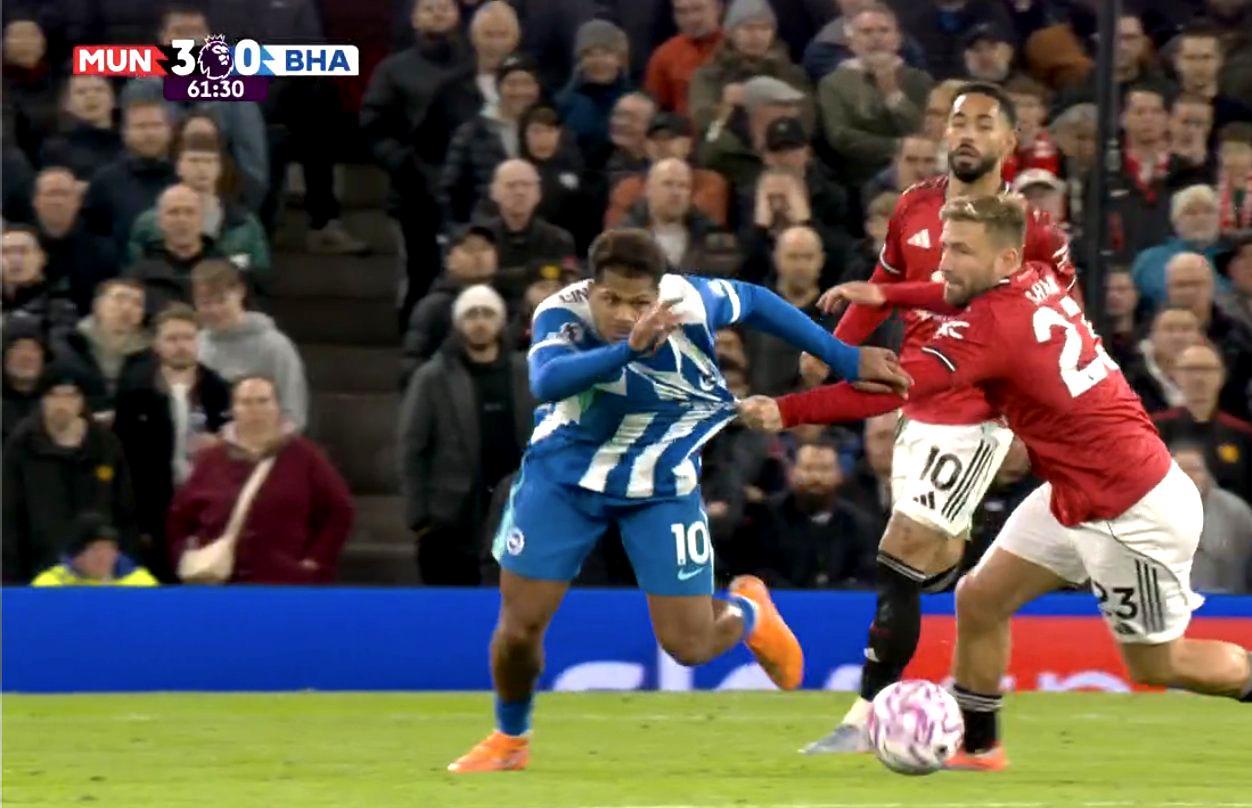 曼联三连胜背后：阿莫林战术获认可，库尼亚儿魔梦成真