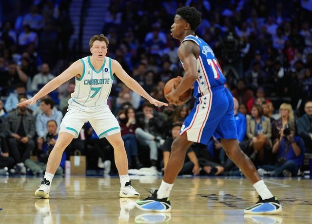 NBA常规赛：3号秀埃奇库姆15+6+8全能表现，4号秀克努佩尔14分