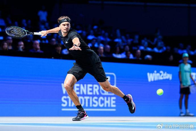 兹维列夫2-0完胜穆塞蒂进维也纳决赛，硬地300胜创里程碑