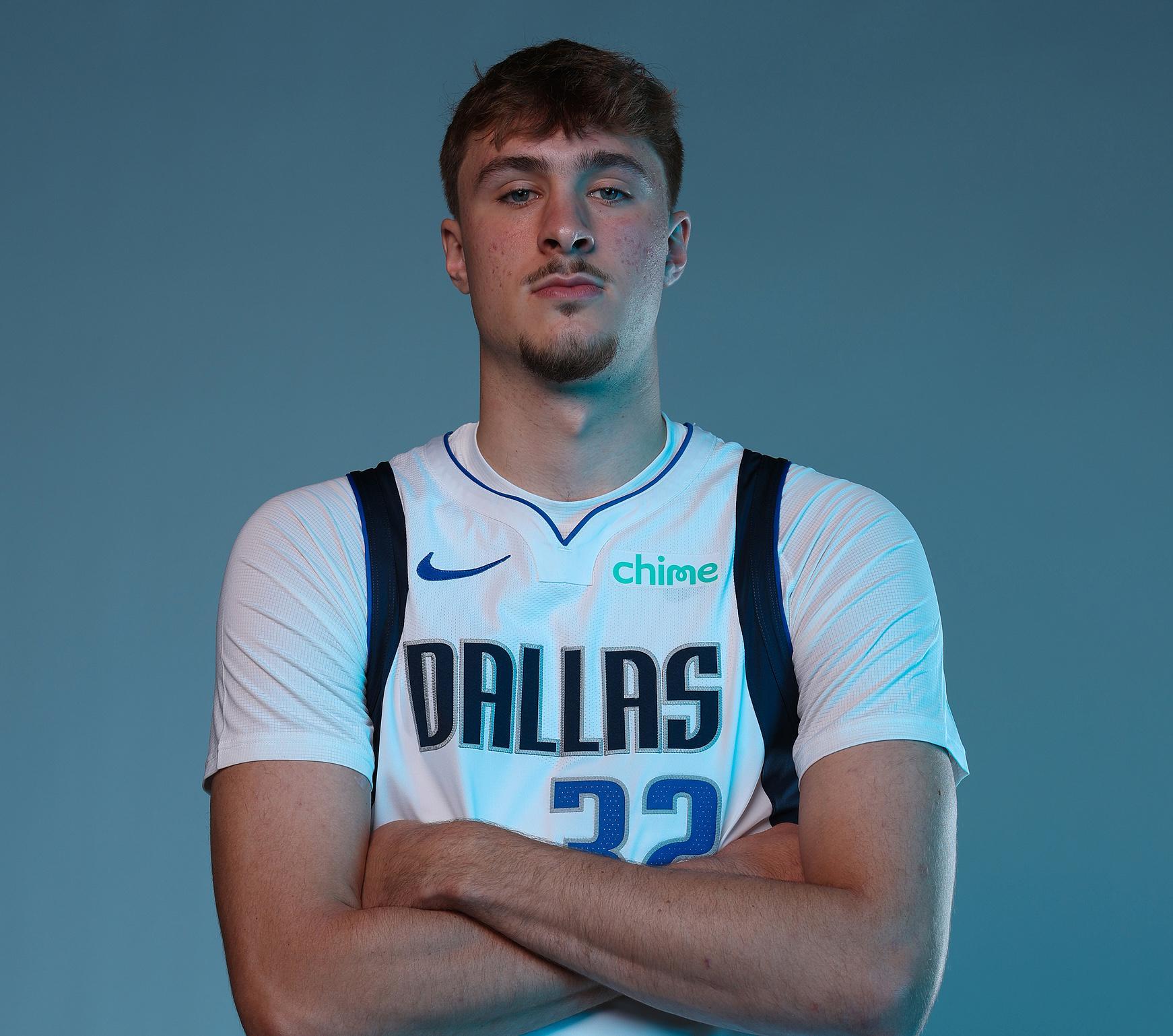 基德明确：弗拉格在全员健康前将持续担任首发控卫