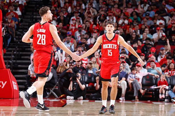 火箭内线支柱申京状态大起大落，球队战术安排成关键？