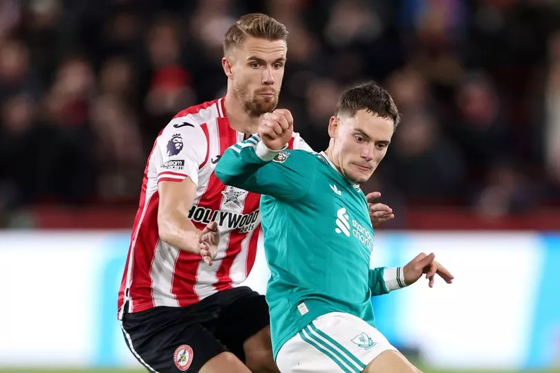 利物浦2-3负布伦特福德赛后评分：维尔茨全队最低，萨拉赫仅5分