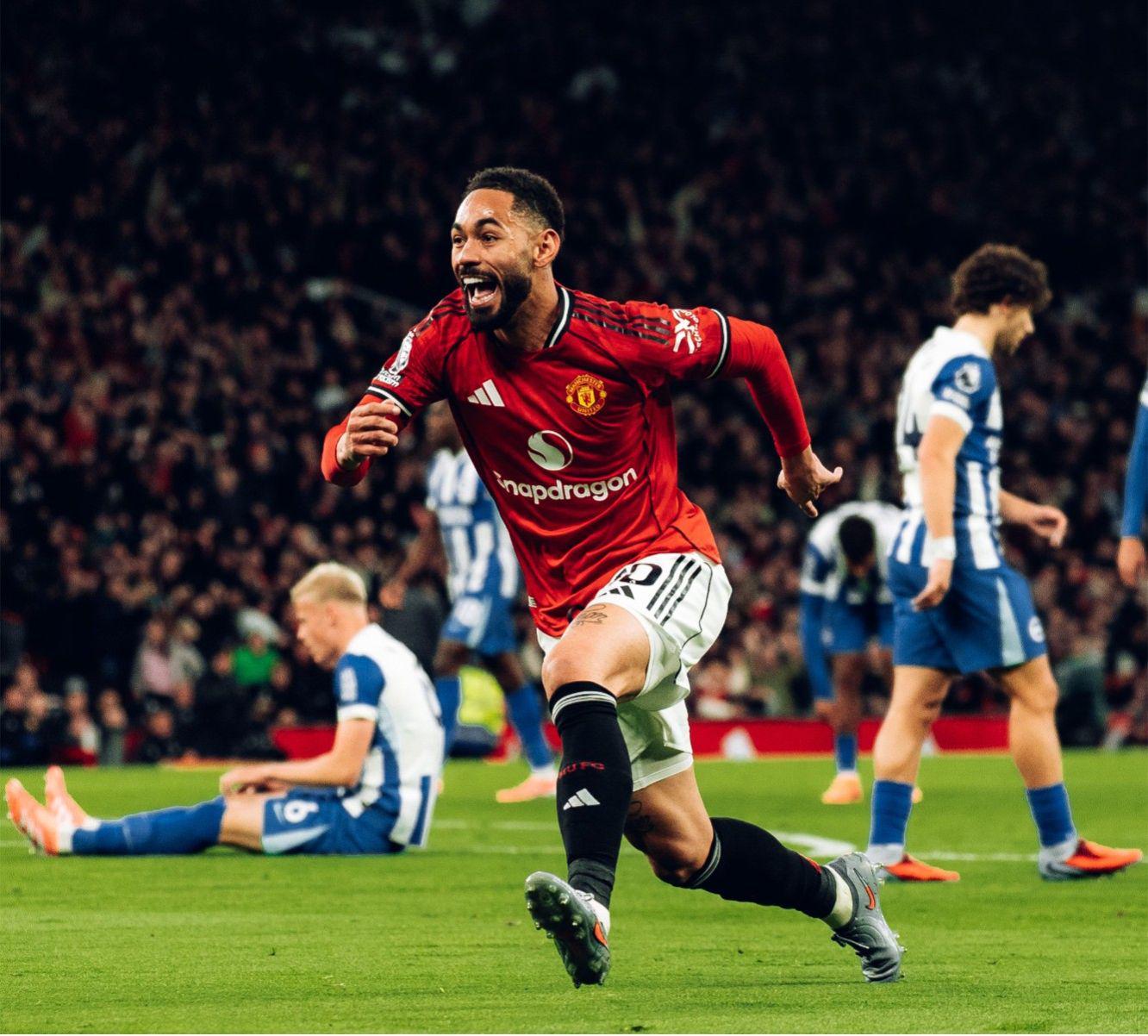 库尼亚首球惊艳全场！曼联1-0力克布莱顿，新三叉戟全开张