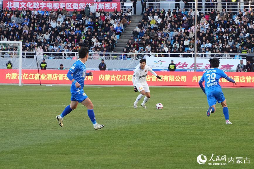 呼和浩特队夺冠合影