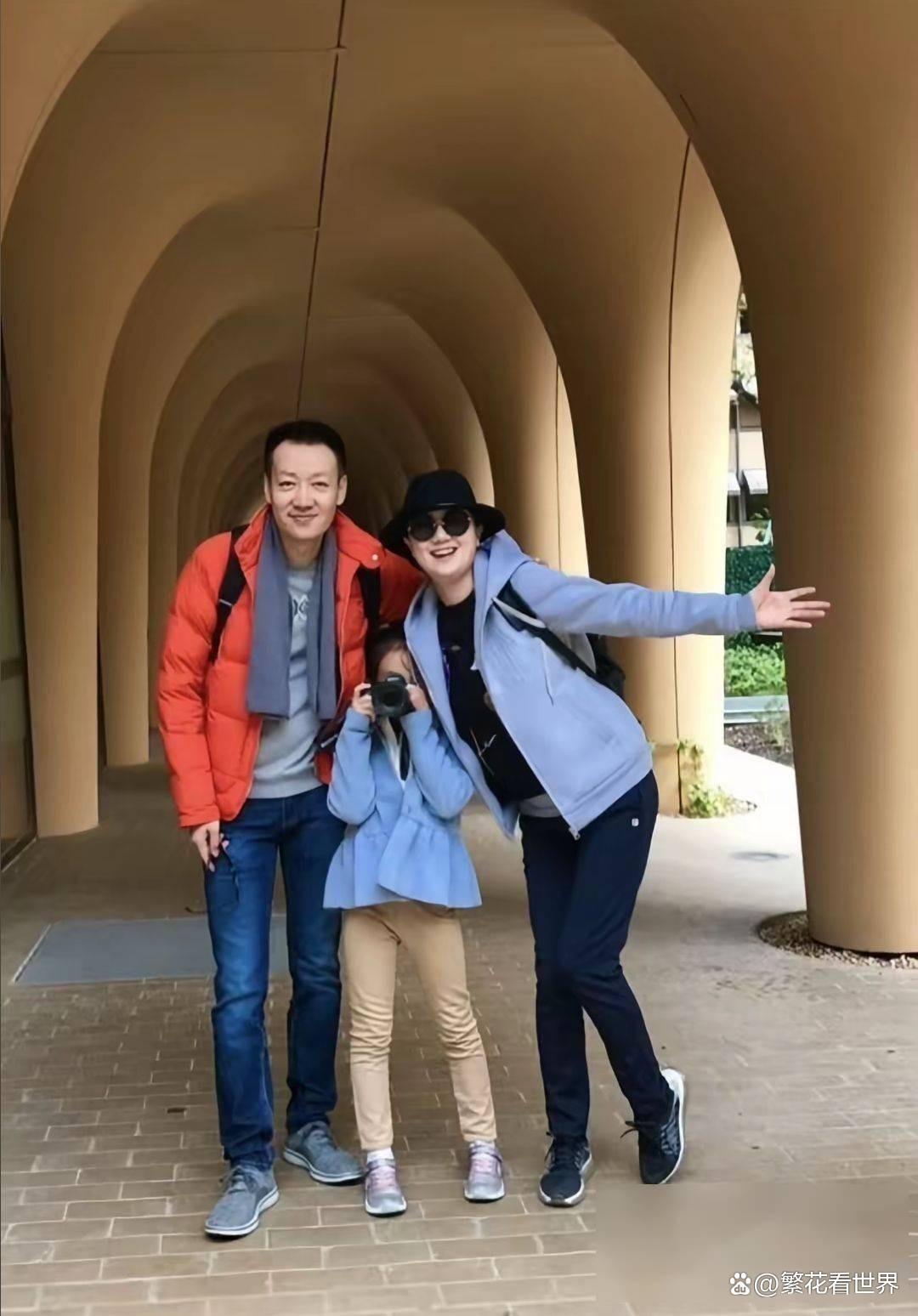 辛柏青女儿本本惊艳亮相！颜值超朱媛媛，遗书内容感人至深