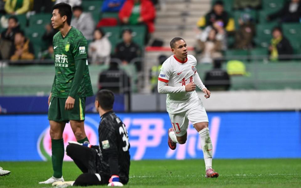 近6轮5负！北京国安遭逆转，外援怒斥耻辱，球迷怒喊解散