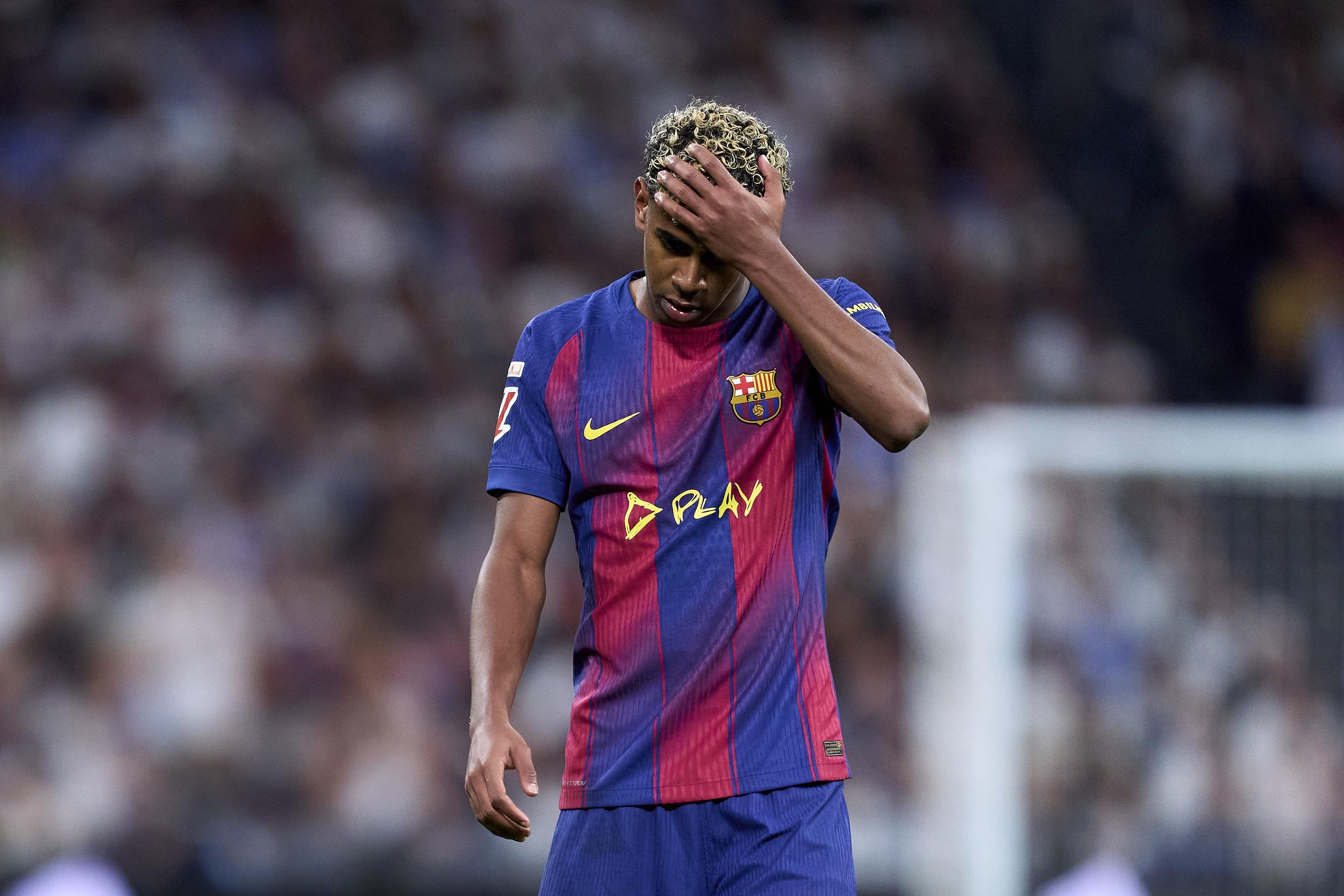 亚马尔国家德比表现低迷：零射正+21次丢球权引争议