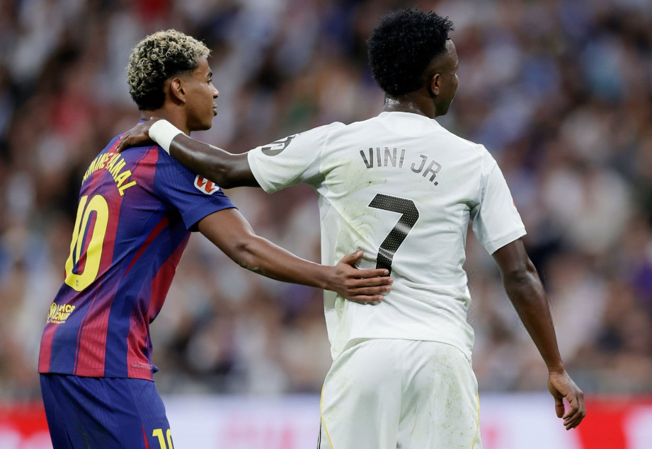 维尼修斯国家德比表现：造点争议，5次成功过人成亮点