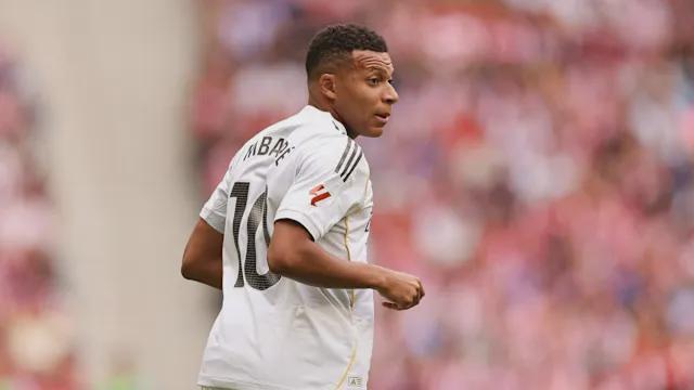 姆巴佩9战巴萨轰12球 场均超1球效率惊人