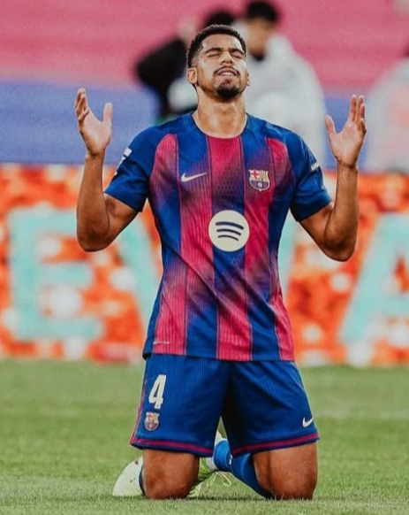 阿劳霍谈国家德比：遗憾输球但赛季漫长，亚马尔已展成熟