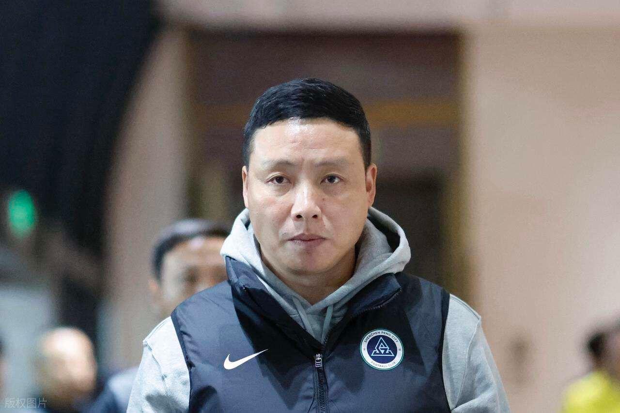 陈涛执教深圳新鹏城：两连胜点燃保级希望，本土名帅崛起