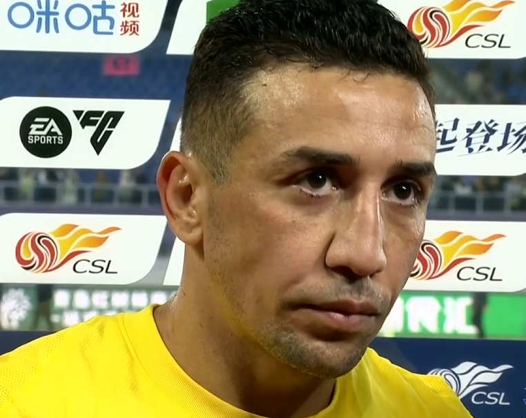 戴维森赛后发声：蓉城绝平角球应判门球，遗憾未全取三分