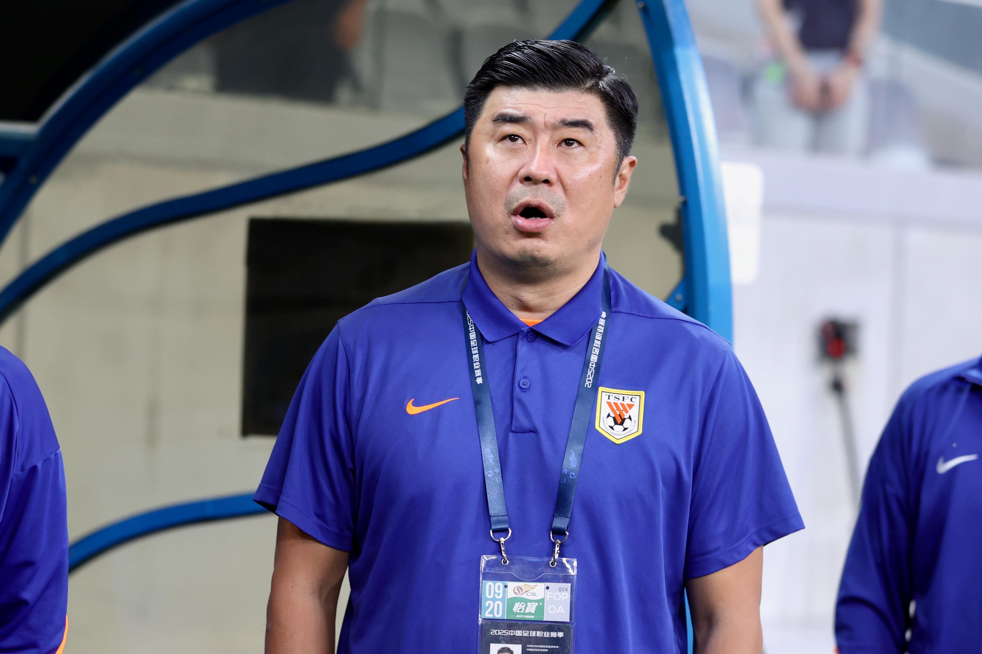 韩鹏谈执教：赛季表现定评判，仍需学习提升