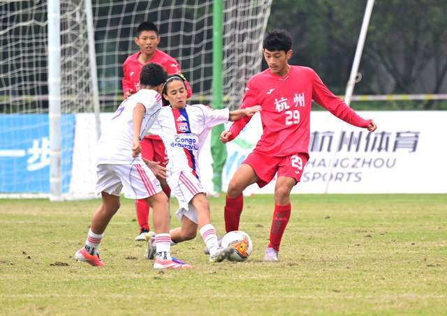 6-1大胜！里昂U14钱潮杯收官战终获首胜