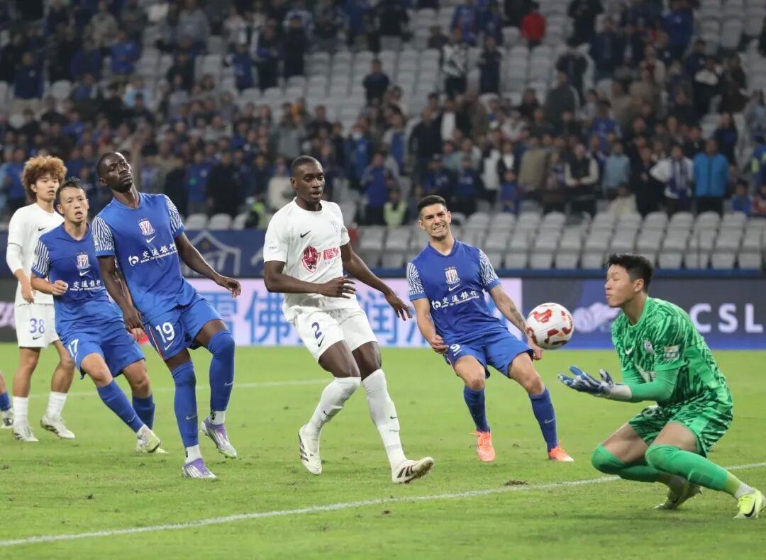 中超第28轮：上海申花2-2战平大连英博，精彩对决回顾