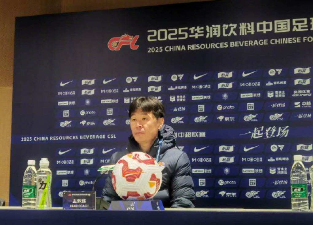 李霄鹏谈主场压力：球迷需理解球员，宽容是关键