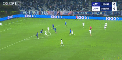 中超第28轮焦点战：申花争议点球绝平大连，争冠格局生变