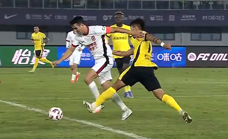 蓉城2-2平西海岸，中超争冠形势明朗：海港夺冠在望