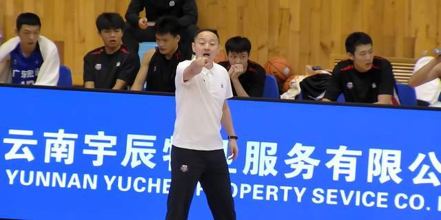 末节崩盘！广东U17青年队12分负于上海，无缘决赛